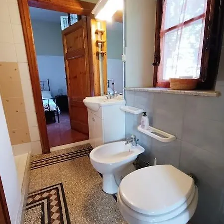 Just Outside The Wall: Free A/c, Bikes And Wifi Apartment *