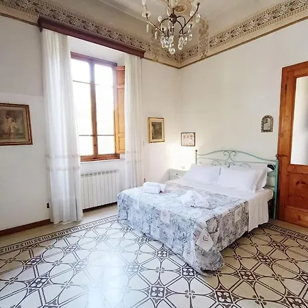 Just Outside The Wall: Free A/c, Bikes And Wifi Appartamento Lucca